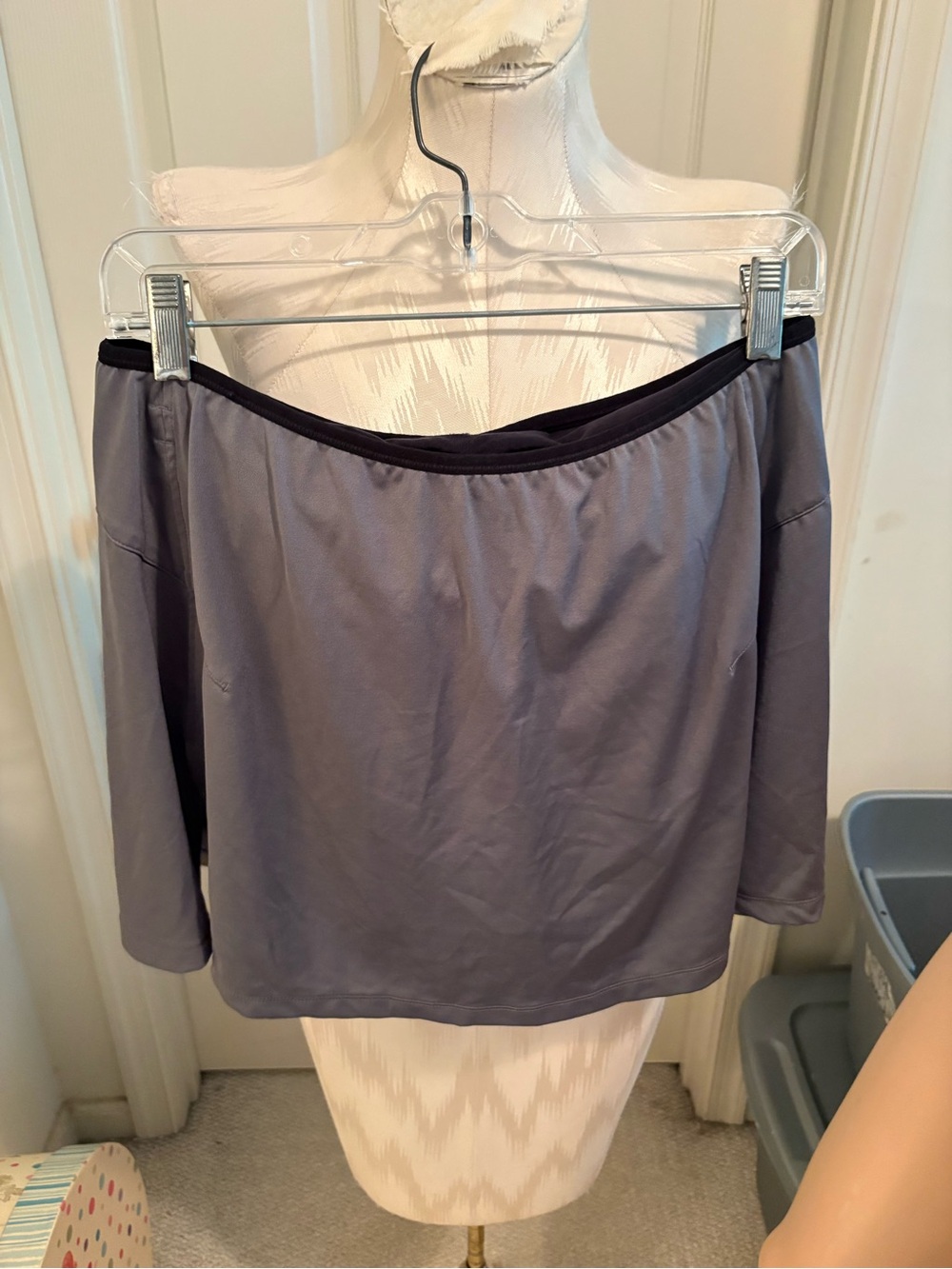 Women’s New BalanceGray Skort $59 size XL